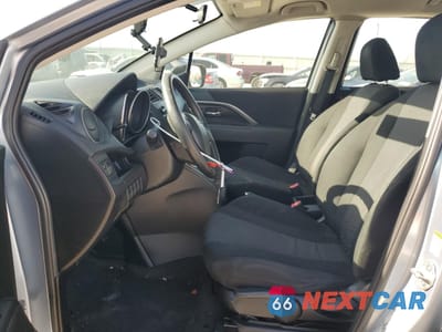 Zdjęcie 7 z 12 samochodu: 2012 MAZDA 5 VIN:JM1CW2BL2C0117632 - miniatura