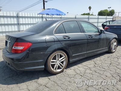 Trzecie zdjęcie samochodu z tyłu: 2013 MERCEDES-BENZ C 250 VIN:WDDGF4HB3DA793682 - miniatura