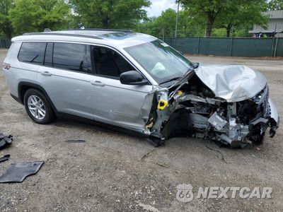 Czwarte zdjęcie samochodu z boku: 2024 JEEP GRAND CHEROKEE L LAREDO VIN:1C4RJKAG1R8592633 - miniatura