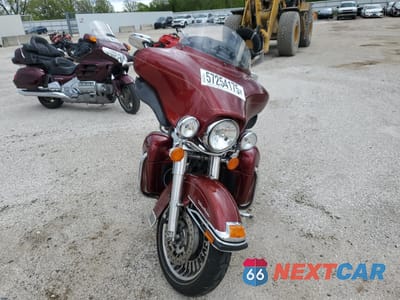 Drugie zdjęcie samochodu z przodu: 2010 HARLEY-DAVIDSON FLHTCU VIN:1HD1FC411AB666697 - miniatura