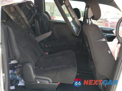 Zdjęcie 10 z 13 samochodu: 2016 DODGE GRAND CARAVAN SE VIN:2C4RDGBG9GR164118 - miniatura