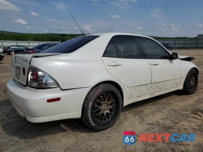 Trzecie zdjęcie samochodu z tyłu: 2001 LEXUS IS 300 VIN:JTHBD182710013059 - miniatura