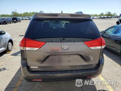 Zdjęcie 6 z 14 samochodu: 2011 TOYOTA SIENNA XLE VIN:5TDDK3DC4BS005526 - miniatura