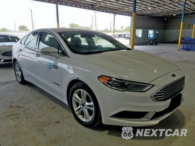 Czwarte zdjęcie samochodu z boku: 2018 FORD FUSION SE HYBRID VIN:3FA6P0LU0JR178468 - miniatura