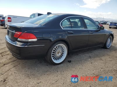 Trzecie zdjęcie samochodu z tyłu: 2007 BMW 750 I VIN:WBAHL83567DT08922 - miniatura