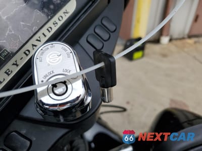 Zdjęcie 8 z 10 samochodu: 2018 HARLEY-DAVIDSON FLHTCU ULTRA CLASSIC ELECTRA GLIDE VIN:1HD1FCC18JB637165 - miniatura