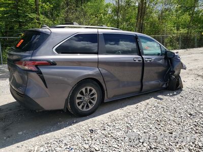 Trzecie zdjęcie samochodu z tyłu: 2021 TOYOTA SIENNA XLE VIN:5TDJSKFC6MS034488 - miniatura