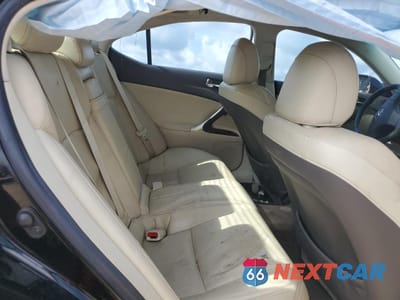 Zdjęcie 10 z 12 samochodu: 2010 LEXUS IS 350 VIN:JTHBE5C22A5025103 - miniatura