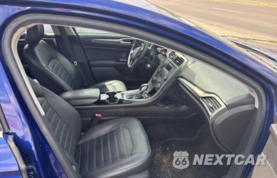 Piąte zdjęcie samochodu w środku: 2015 FORD FUSION SE VIN:3FA6P0HD6FR291079 - miniatura