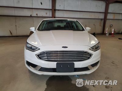 Piąte zdjęcie samochodu w środku: 2018 FORD FUSION SE HYBRID VIN:3FA6P0LU3JR287006 - miniatura