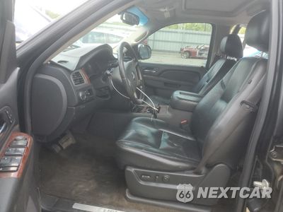 Zdjęcie 7 z 15 samochodu: 2010 CHEVROLET TAHOE C1500 LTZ VIN:1GNUCCE01AR183495 - miniatura