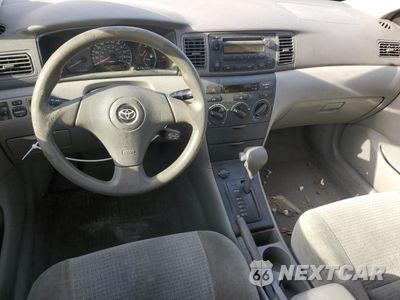 Zdjęcie 8 z 12 samochodu: 2005 TOYOTA COROLLA CE VIN:JTDBR32E450054062 - miniatura