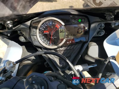 Zdjęcie 7 z 10 samochodu: 2023 SUZUKI GSX-R750 VIN:JS1GR7MA6P7100941 - miniatura