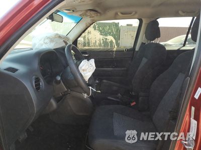 Zdjęcie 7 z 13 samochodu: 2010 JEEP PATRIOT SPORT VIN:1J4NF2GBXAD509931 - miniatura