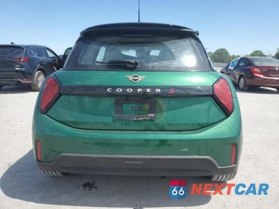 Zdjęcie 6 z 13 samochodu: 2025 MINI COOPER S VIN:WMW23GD05S2W33956 - miniatura