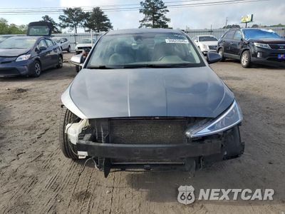 Piąte zdjęcie samochodu w środku: 2019 HYUNDAI ELANTRA SEL VIN:5NPD84LF7KH405666 - miniatura