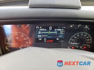 Zdjęcie 8 z 11 samochodu: 2021 VOLVO VN VNL VIN:4V4NC9EH1MN282811 - miniatura