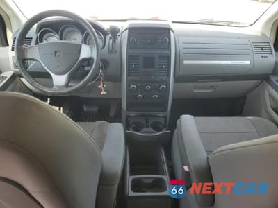 Zdjęcie 8 z 13 samochodu: 2008 DODGE GRAND CARAVAN SXT VIN:1D8HN54P98B117621 - miniatura