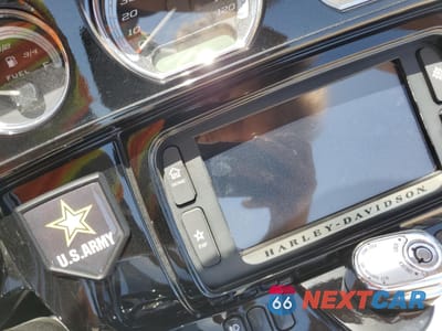 Zdjęcie 7 z 9 samochodu: 2015 HARLEY-DAVIDSON FLHTK ULTRA LIMITED VIN:1HD1KEL33FB650616 - miniatura