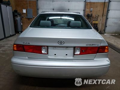 Zdjęcie 6 z 12 samochodu: 2000 TOYOTA CAMRY CE VIN:4T1BG22K5YU693825 - miniatura