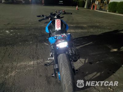 Czwarte zdjęcie samochodu z boku: 2023 SUZUKI GSX800 R VIN:JS1EM11B9P7100318 - miniatura