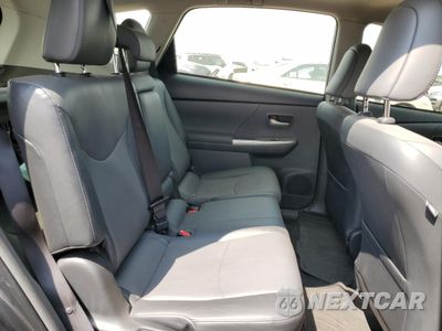 Zdjęcie 10 z 12 samochodu: 2014 TOYOTA PRIUS V VIN:JTDZN3EU5E3324170 - miniatura