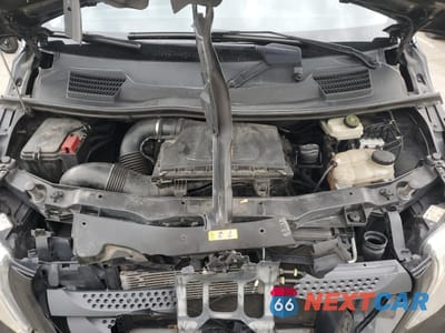 Zdjęcie 12 z 15 samochodu: 2016 MERCEDES-BENZ METRIS VIN:WD4PG2EE0G3139800 - miniatura