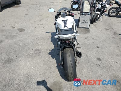 Zdjęcie 6 z 9 samochodu: 2015 YAMAHA YZFR6 C VIN:JYARJ16Y5FA008875 - miniatura