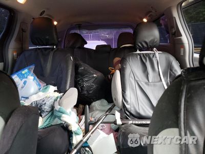 Zdjęcie 10 z 15 samochodu: 2017 TOYOTA SIENNA VIN:5TDZZ3DC1HS828120 - miniatura