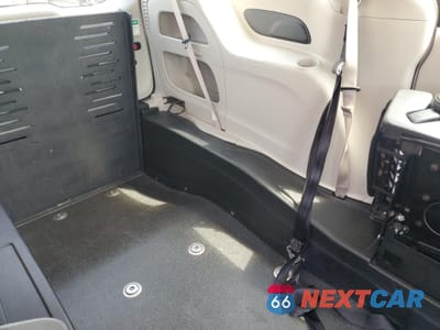 Zdjęcie 11 z 14 samochodu: 2023 CHRYSLER VOYAGER LX VIN:2C4RC1CG9PR526611 - miniatura