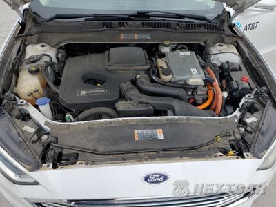 Zdjęcie 11 z 12 samochodu: 2018 FORD FUSION SE HYBRID VIN:3FA6P0LU8JR152460 - miniatura