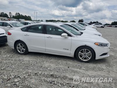 Czwarte zdjęcie samochodu z boku: 2018 FORD FUSION SE HYBRID VIN:3FA6P0LU3JR178478 - miniatura