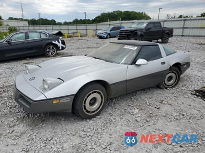1985 CHEVROLET CORVETTE 1G1YY0785F5132568 - główne zdjęcie licytacji z USA - miniatura