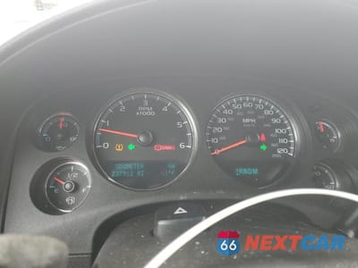 Zdjęcie 9 z 13 samochodu: 2013 CHEVROLET SUBURBAN K1500 LT VIN:1GNSKJE71DR234560 - miniatura