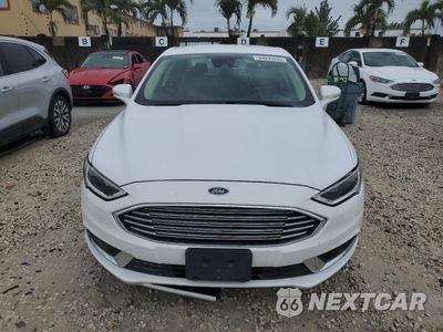 Piąte zdjęcie samochodu w środku: 2018 FORD FUSION SE HYBRID VIN:3FA6P0LU5JR163514 - miniatura