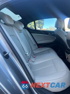 Zdjęcie 6 z 10 samochodu: 2022 GENESIS G70 BASE VIN:KMTG34TAXNU094665 - miniatura