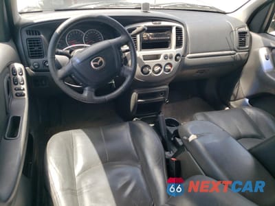 Zdjęcie 8 z 13 samochodu: 2004 MAZDA TRIBUTE ES VIN:4F2CZ06194KM09515 - miniatura