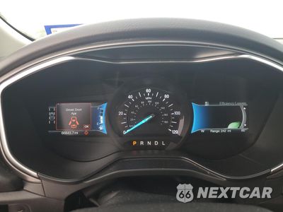 Zdjęcie 9 z 12 samochodu: 2019 FORD FUSION SE VIN:3FA6P0LUXKR184067 - miniatura