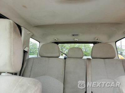 Zdjęcie 10 z 14 samochodu: 2010 MERCURY MARINER VIN:4M2CN8B73AKJ05123 - miniatura