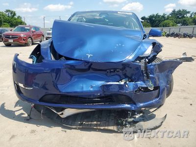 Piąte zdjęcie samochodu w środku: 2023 TESLA MODEL Y VIN:7SAYGDEE7PA171396 - miniatura