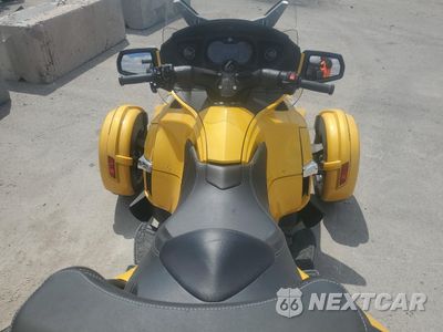 Zdjęcie 6 z 9 samochodu: 2013 CAN-AM SPYDER ROADSTER RT VIN:2BXNBBC11DV004397 - miniatura