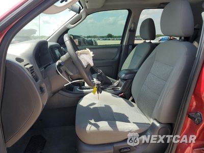 Zdjęcie 7 z 12 samochodu: 2006 FORD ESCAPE XLT VIN:1FMYU03176KA25420 - miniatura