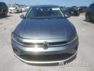 Piąte zdjęcie samochodu w środku: 2025 VOLKSWAGEN JETTA S VIN:3VW5X7BU3SM000873 - miniatura
