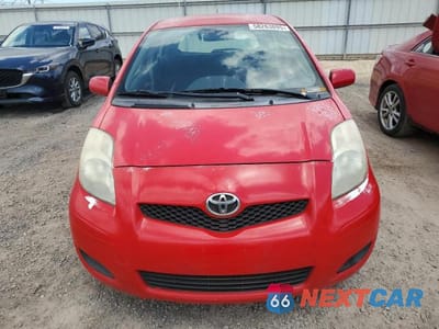 Piąte zdjęcie samochodu w środku: 2011 TOYOTA YARIS VIN:JTDKT4K34B5326646 - miniatura