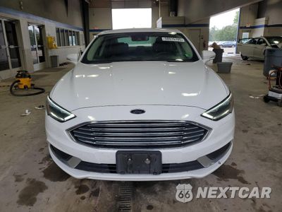 Piąte zdjęcie samochodu w środku: 2018 FORD FUSION SE HYBRID VIN:3FA6P0LU5JR287007 - miniatura