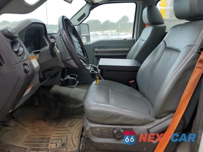 Zdjęcie 7 z 12 samochodu: 2015 FORD F450 SUPER DUTY VIN:1FDUF4GYXFEA17219 - miniatura
