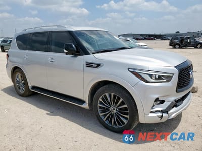 Czwarte zdjęcie samochodu z boku: 2021 INFINITI QX80 LUXE VIN:JN8AZ2AFXM9720484 - miniatura