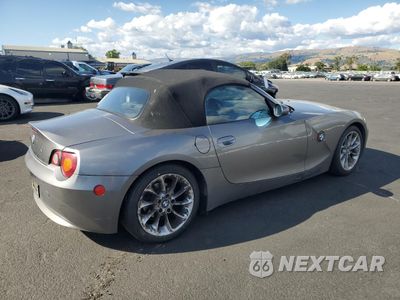 Trzecie zdjęcie samochodu z tyłu: 2004 BMW Z4 2.5 VIN:4USBT33534LR67886 - miniatura
