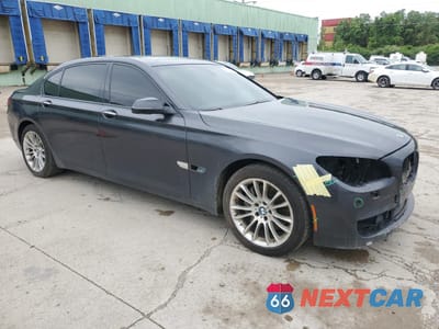 Czwarte zdjęcie samochodu z boku: 2013 BMW 740 LXI VIN:WBAYF4C58DD127915 - miniatura