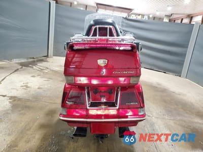Czwarte zdjęcie samochodu z boku: 1999 HONDA GL1500 SE12 VIN:1HFSC2232XA105006 - miniatura